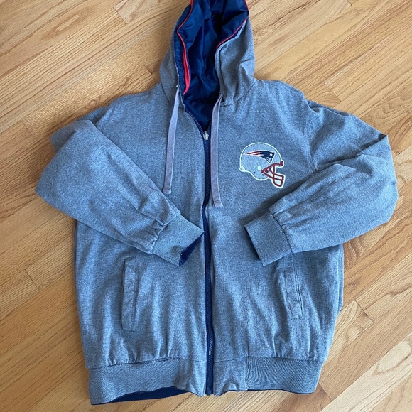 New England Patriots Reversible Hooded Windbreaker - Picture 4 of 6